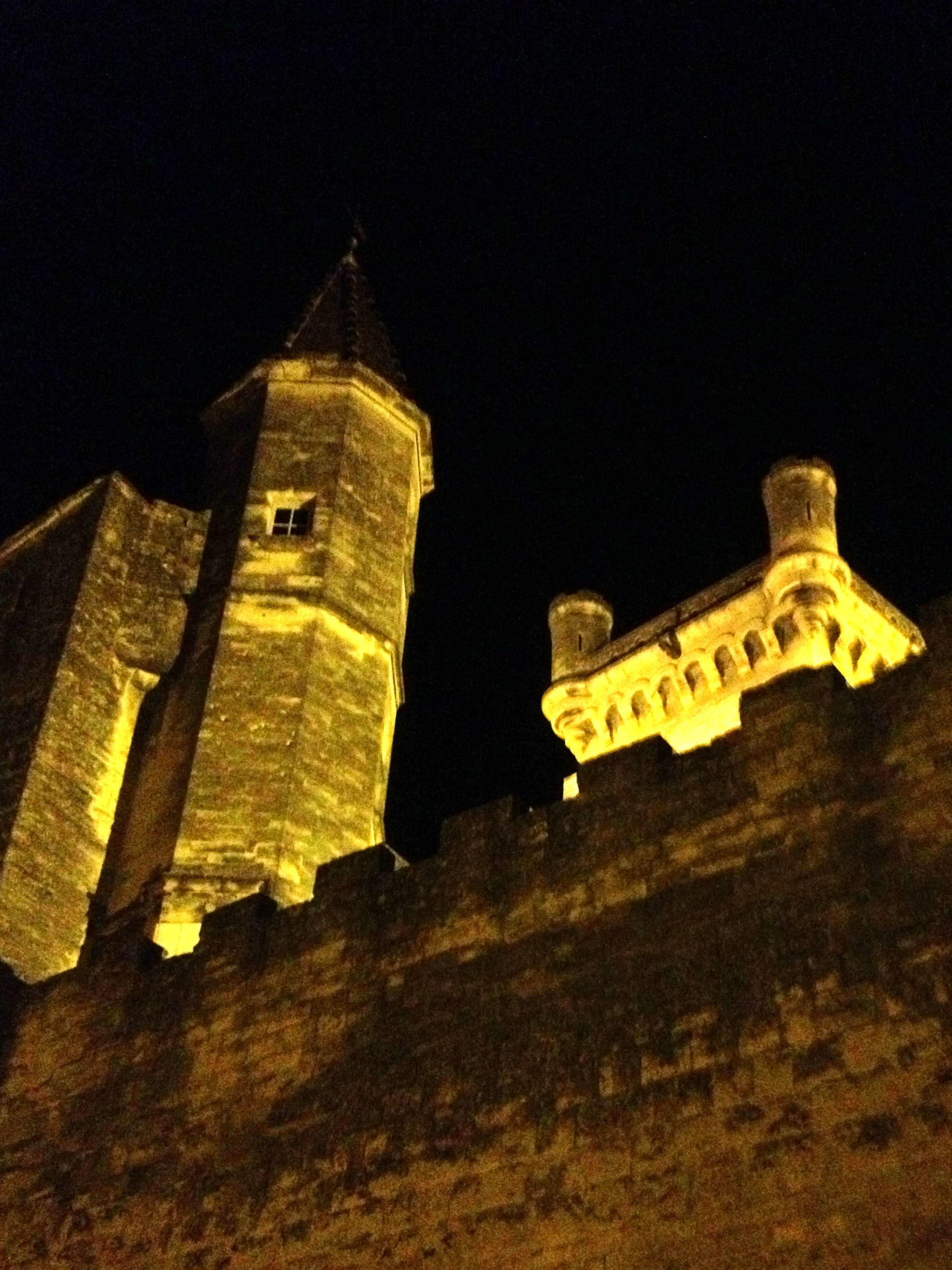 Uzes in November