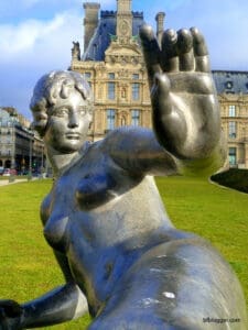 Jardin des Tuileries Statue