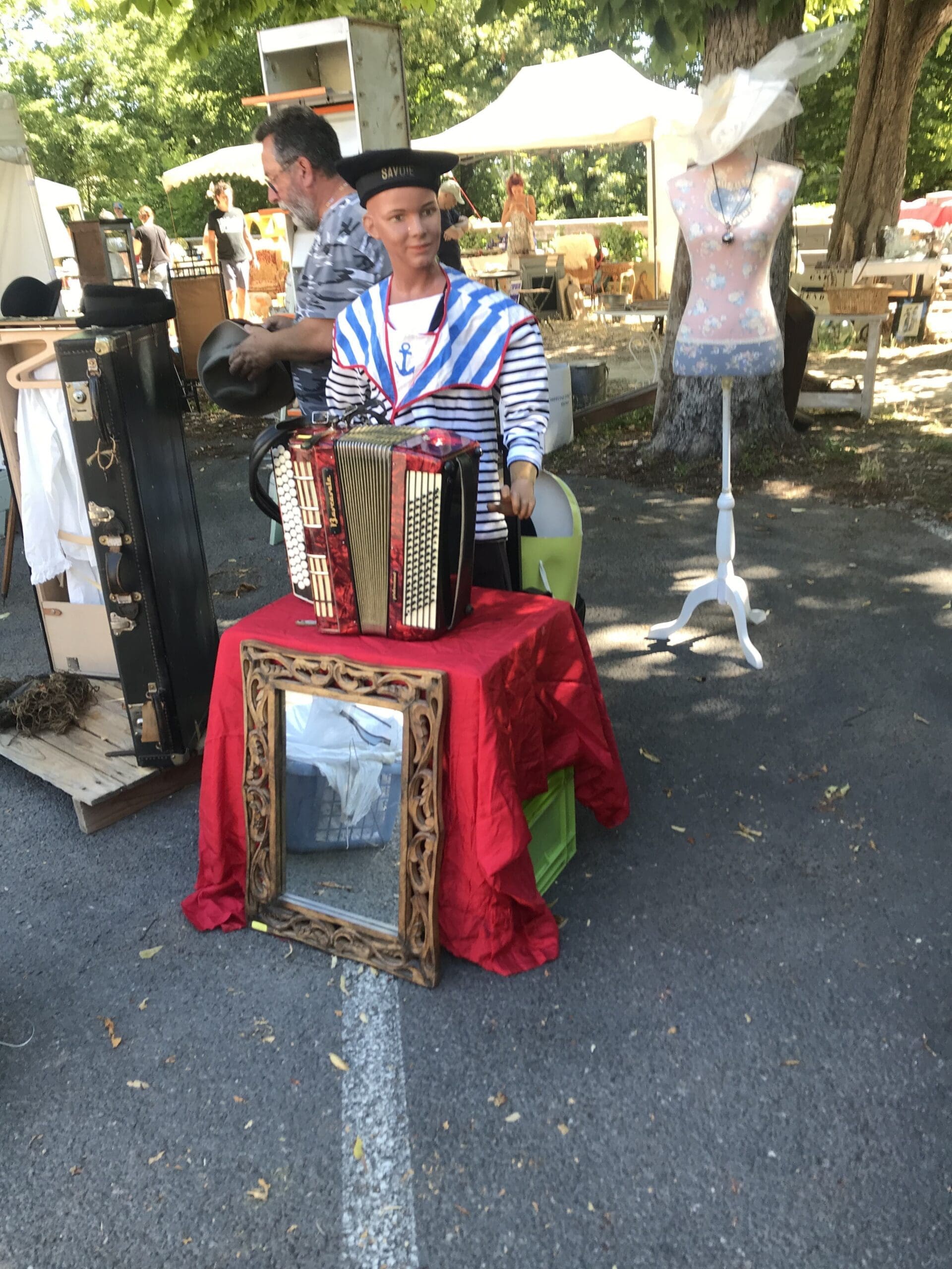 Brocante July 14th in Uzès