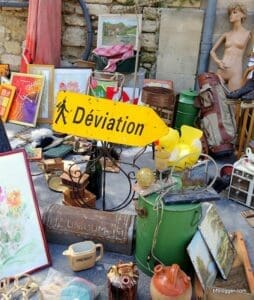 Brocante Uzes, France
