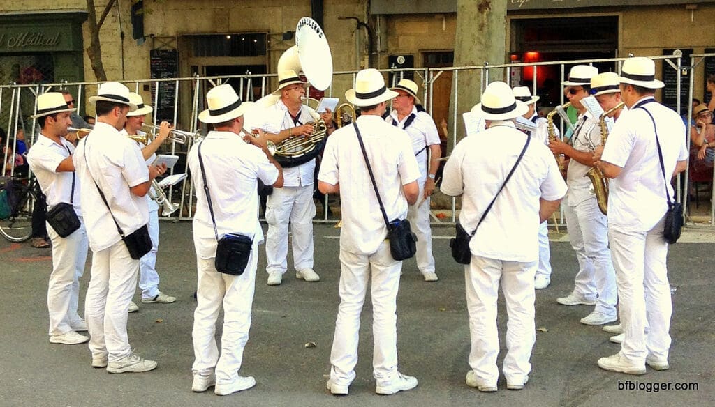 More brass bands in the street