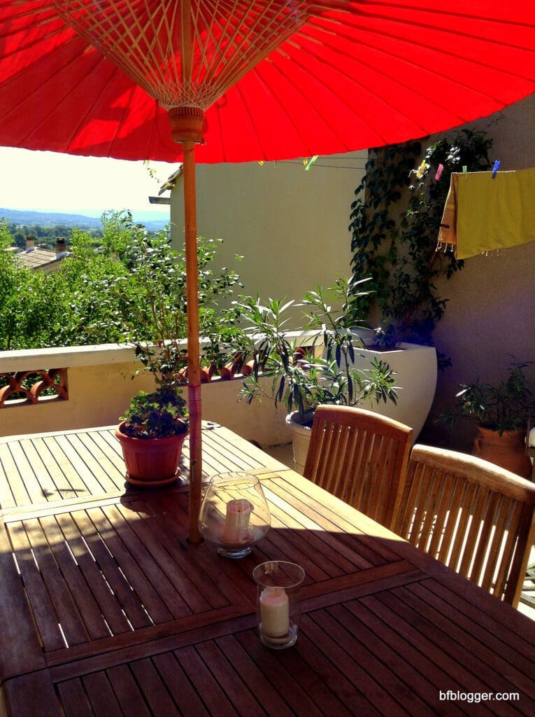 Carola's terrace in Caromb