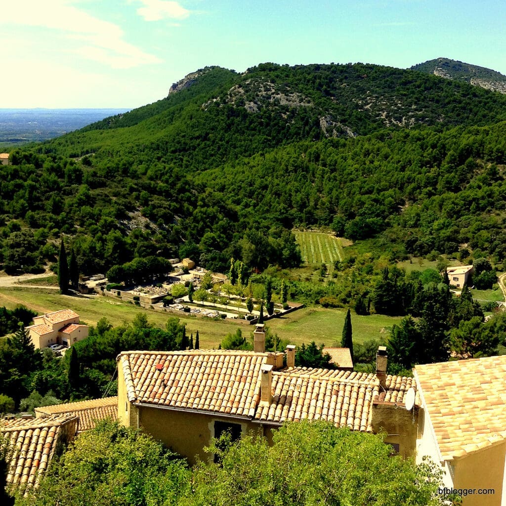View for Barreux