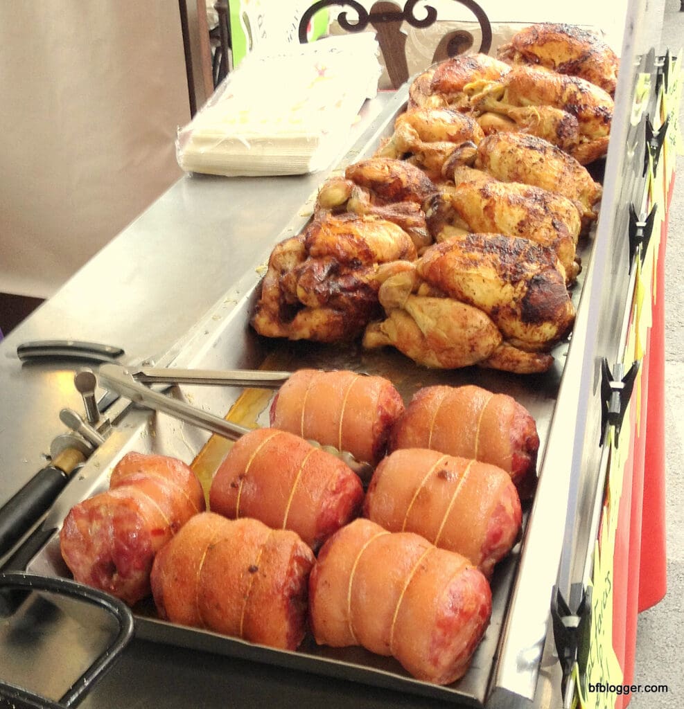 Roasted pork and chickens