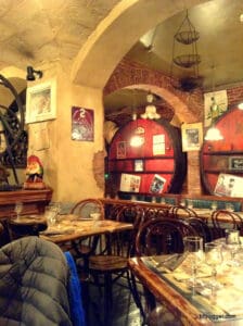 Vieux Cafe d'Aniathazze in Uzes