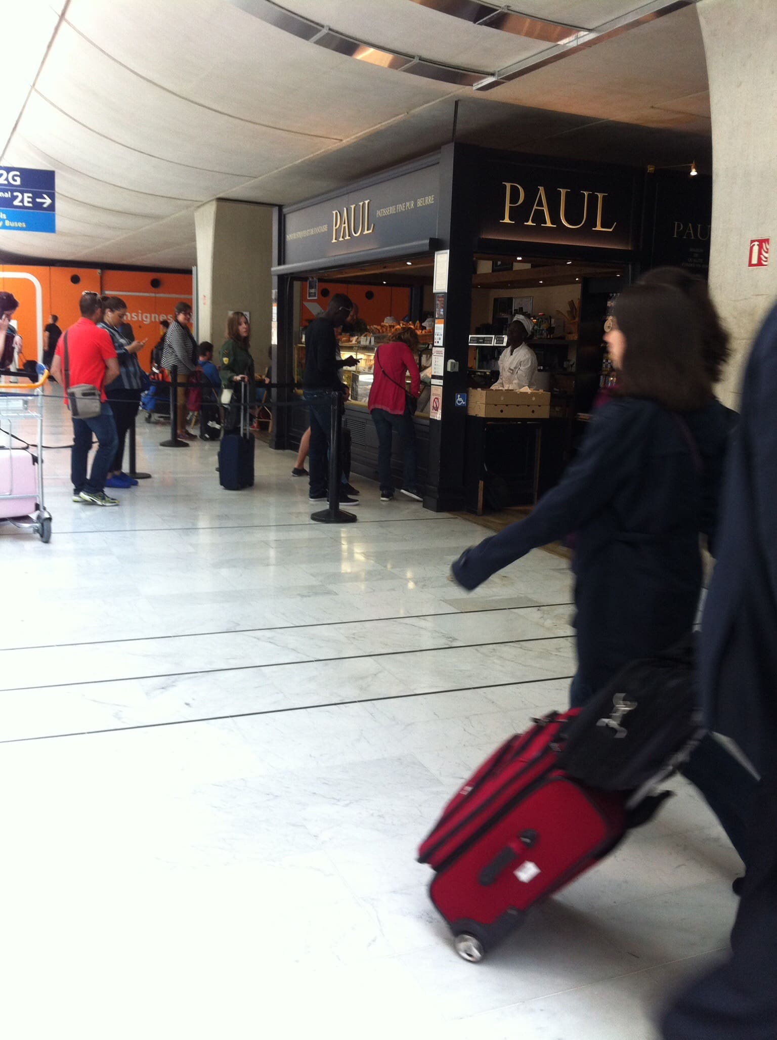 CDG train/airport guide