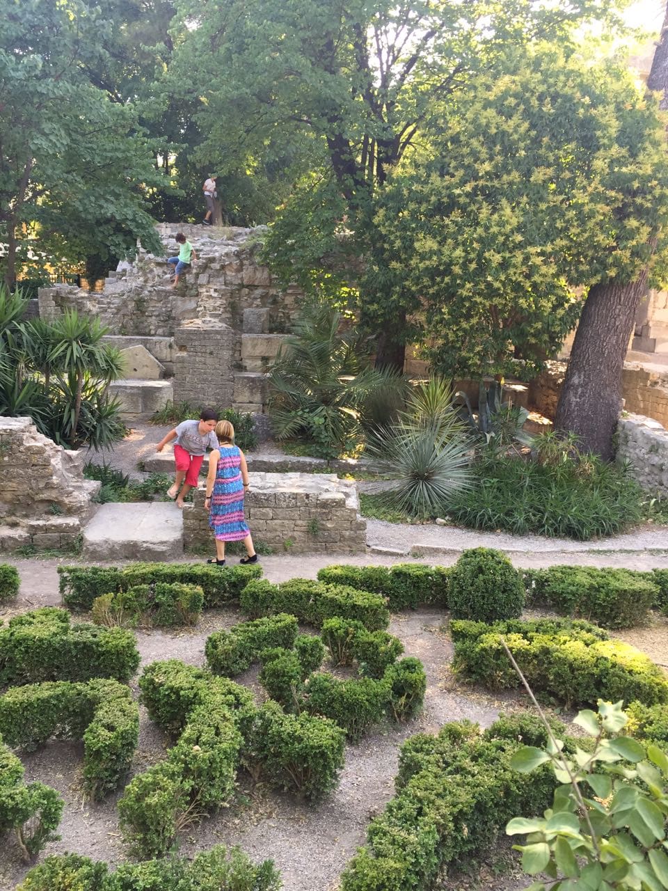 Playing in the Jardins de la Fontaine