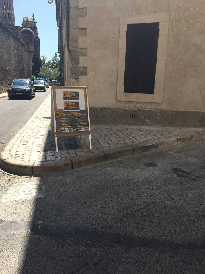 "Deviation" Exhibit in Uzes
