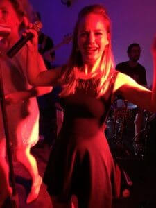 sing in a rock band