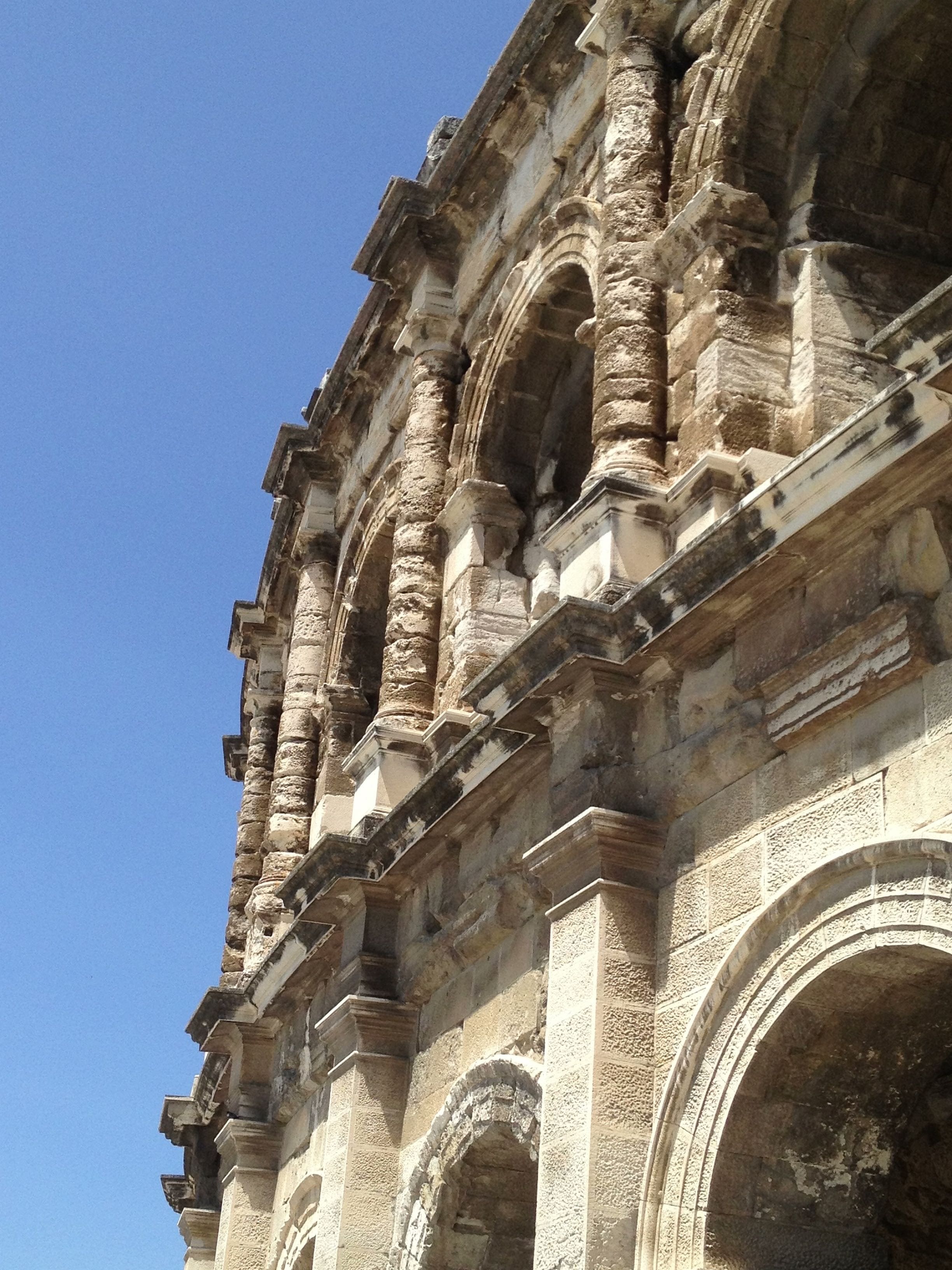 NIMES