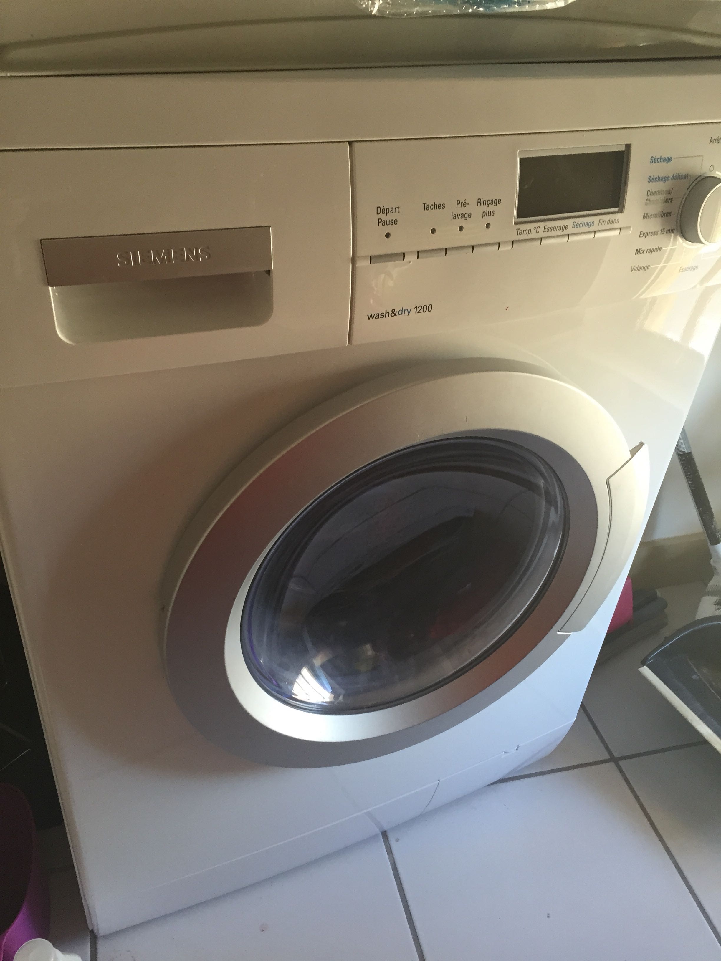 Tiny washer and dryer all-in-one