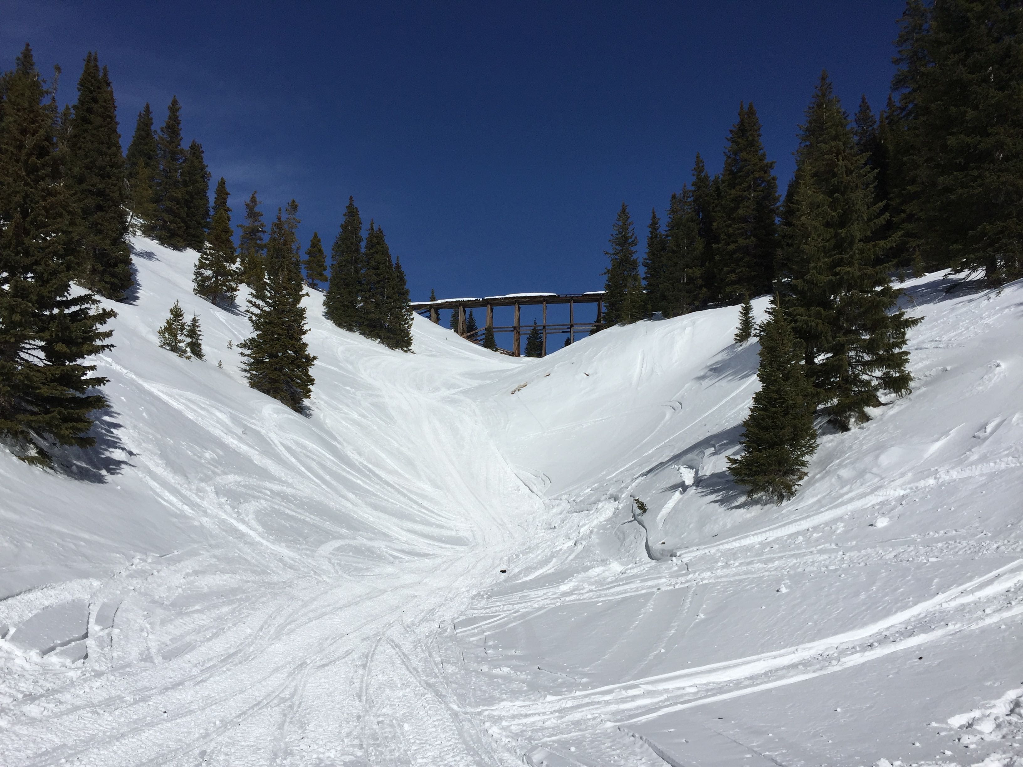 ski solo