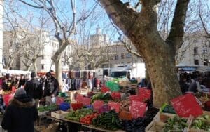 Winter market in Uzes Winter market in Uzes