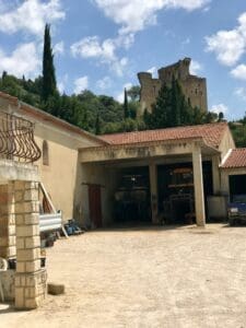 Châteauneuf-du-Pape Wine Tour