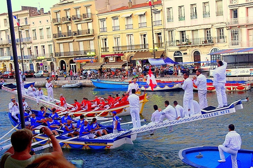Sete water jousting