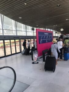 lost at CDG